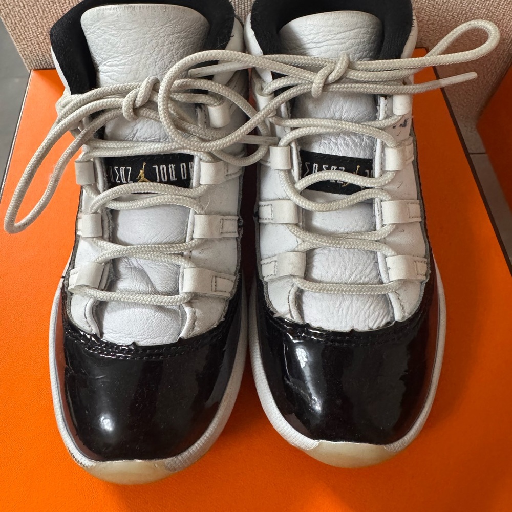 Jordan Retro 11 Toddler Black and White Sneakers 10C